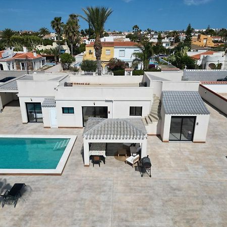 Pink Lagoon Villa Torrevieja Eksteriør billede