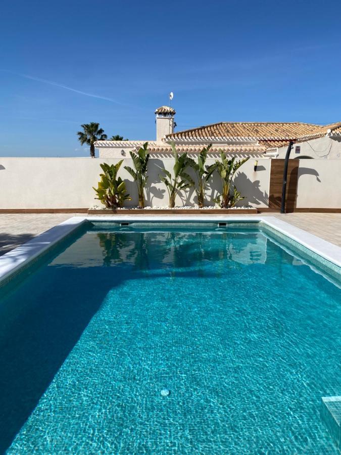 Pink Lagoon Villa Torrevieja Eksteriør billede